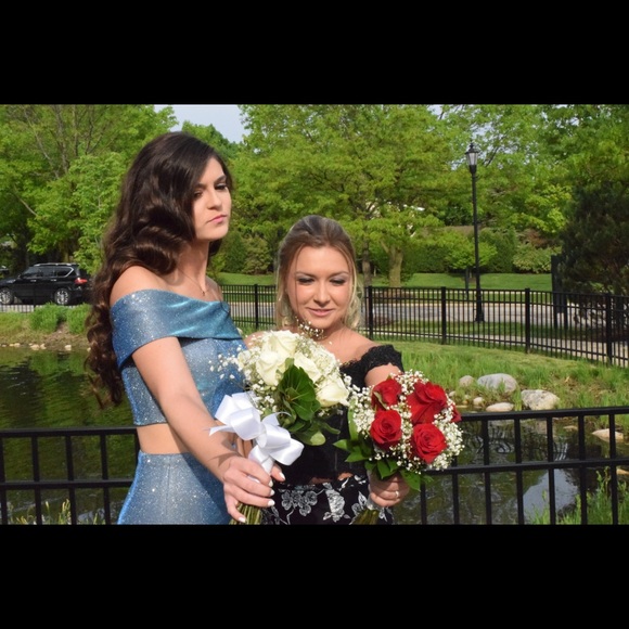 Sherri Hill Prom Dress - Picture 2 of 5